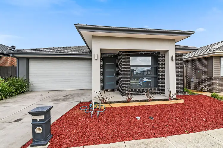 Second view of Homely house listing, 5 Faolan Way, Cranbourne West VIC 3977