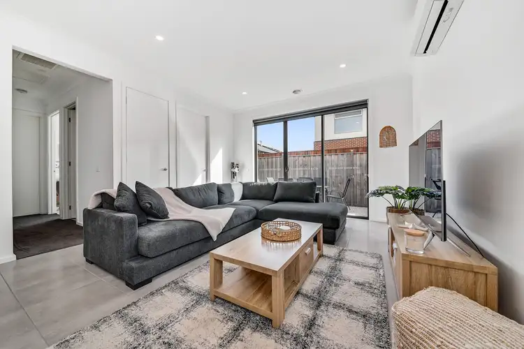 Sixth view of Homely house listing, 5 Faolan Way, Cranbourne West VIC 3977
