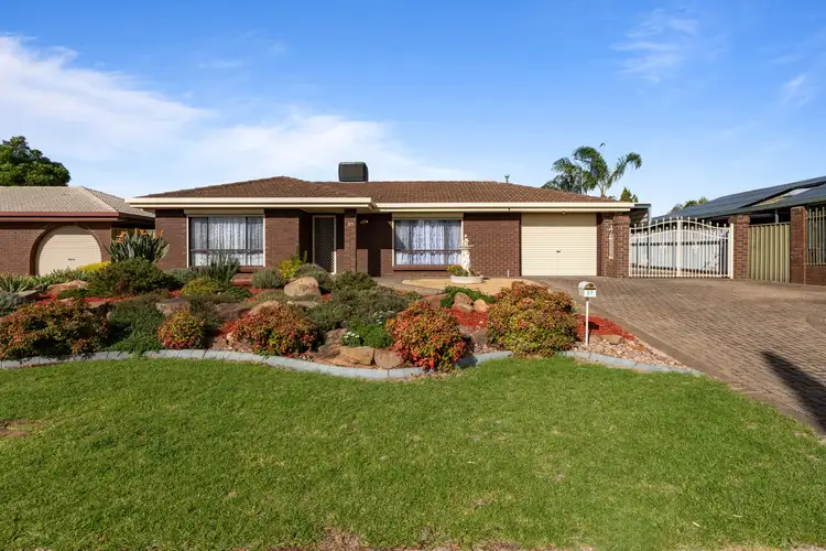 37 Carob Crescent, Craigmore SA 5114