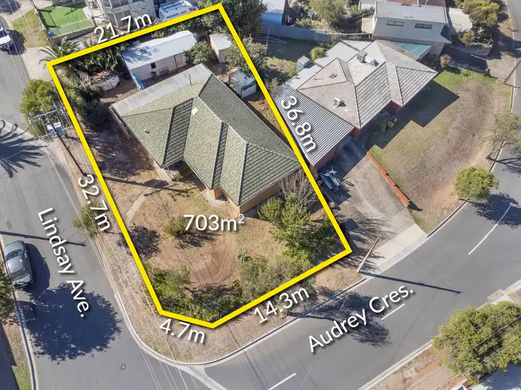 8 Audrey Crescent, Valley View SA 5093