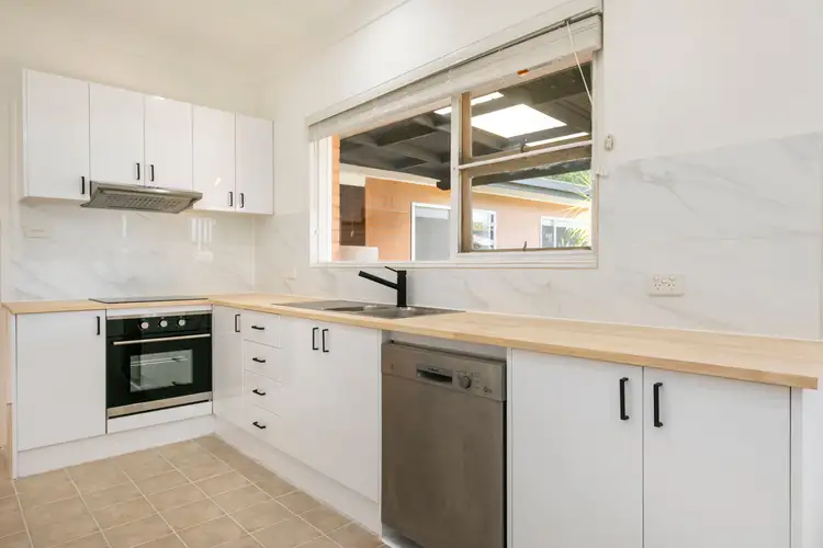 104 Nelson Road, Valley View SA 5093