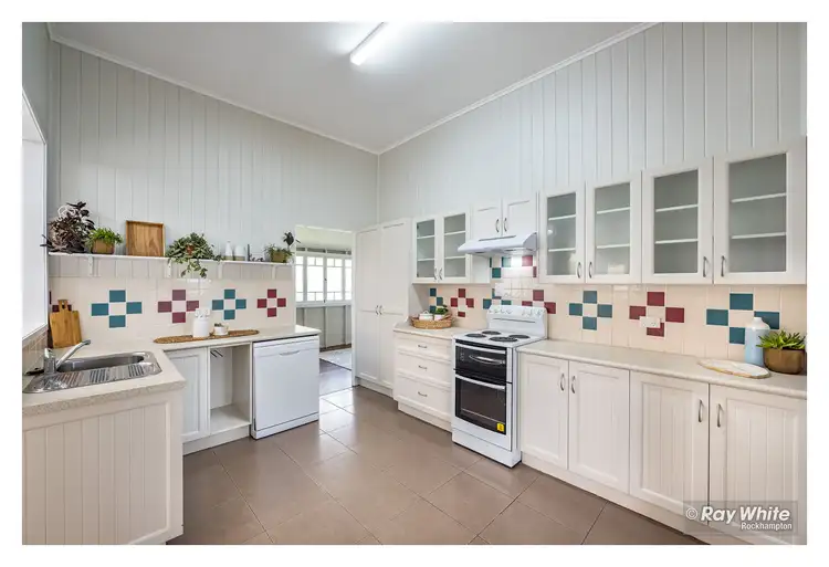Sixth view of Homely house listing, 292 Denham Street Extended, The Range QLD 4700