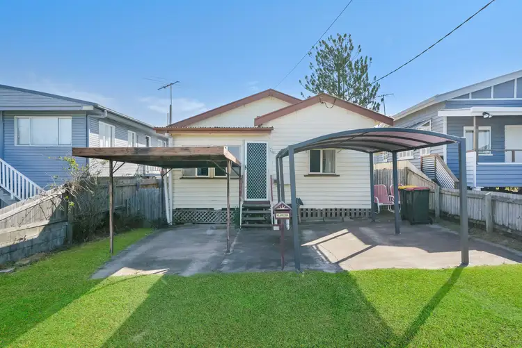 13 Dover Road, Margate QLD 4019
