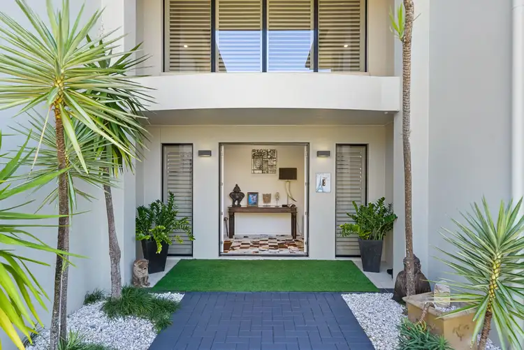 Third view of Homely house listing, 10 Heritage Court, Newport QLD 4020