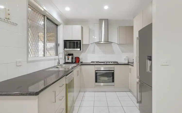 Fourth view of Homely house listing, 39 Francisco Crescent, Rosemeadow NSW 2560