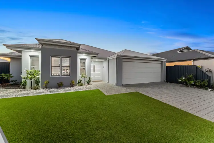Second view of Homely house listing, 5 Lanagan Drive, Baldivis WA 6171