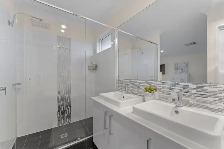 Seventh view of Homely house listing, 5 Lanagan Drive, Baldivis WA 6171
