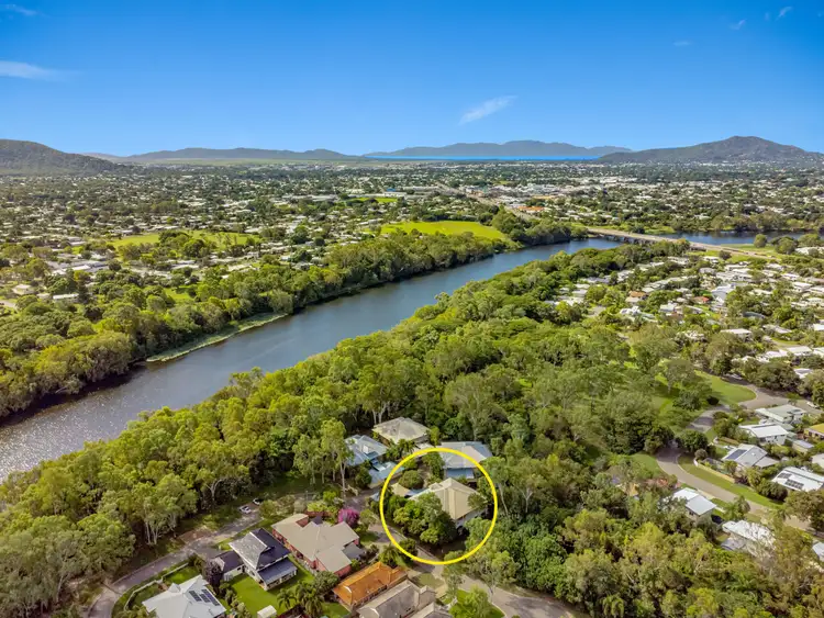 3/2 New England Court, Douglas QLD 4814