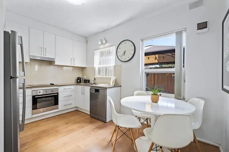 2/16 Collins Street, Enfield SA 5085