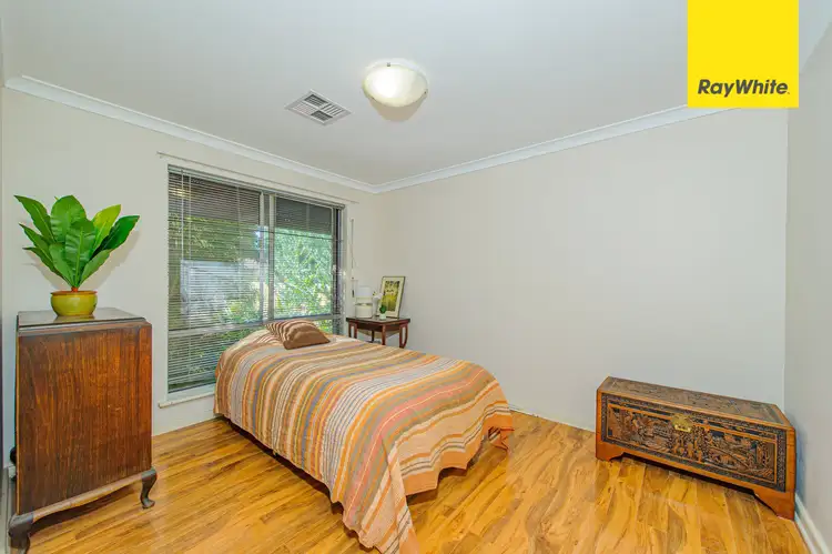 Sixth view of Homely house listing, 8 Moir Place, Midvale WA 6056
