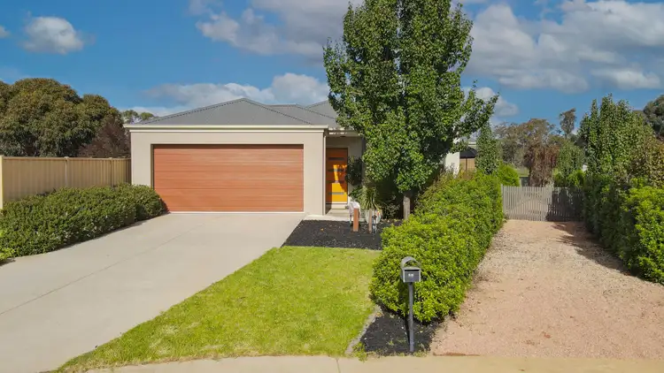8B Lindsay Court, Strathfieldsaye VIC 3551