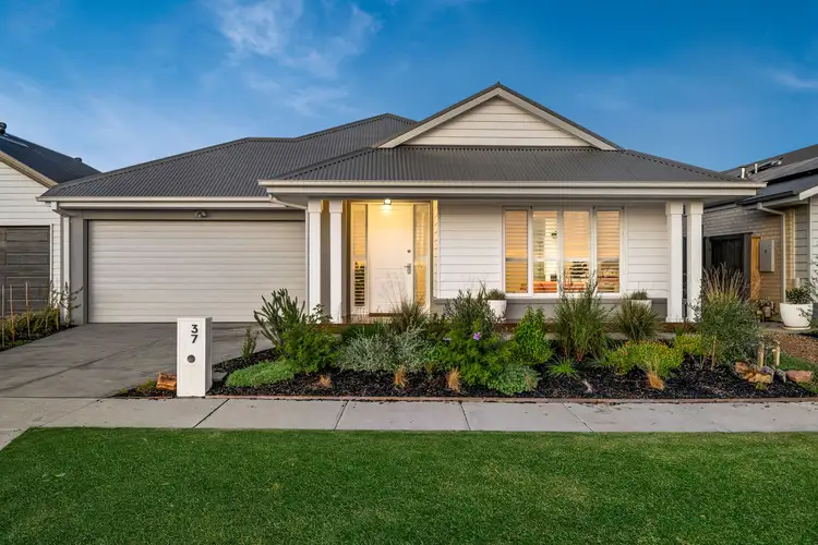 37 Pridley Boulevard, Officer South VIC 3809