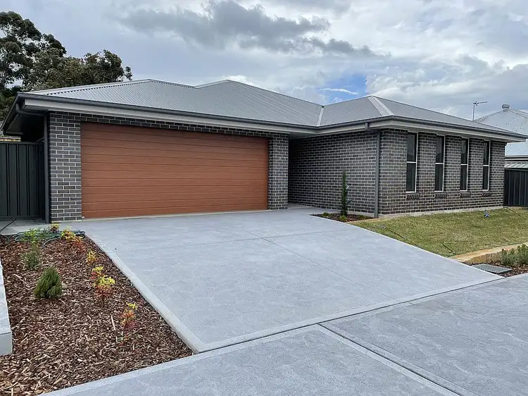 4/31A Laurie Drive, Raworth NSW 2321
