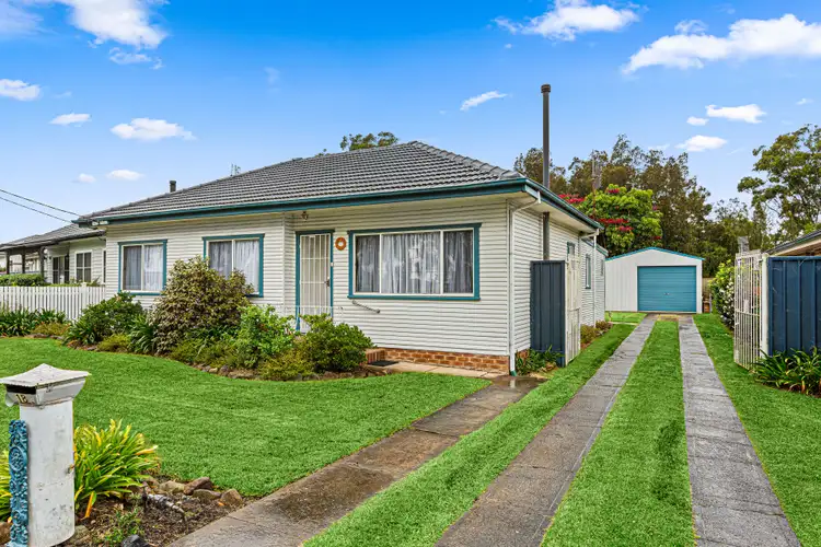 18 Timbs Road, Oak Flats NSW 2529