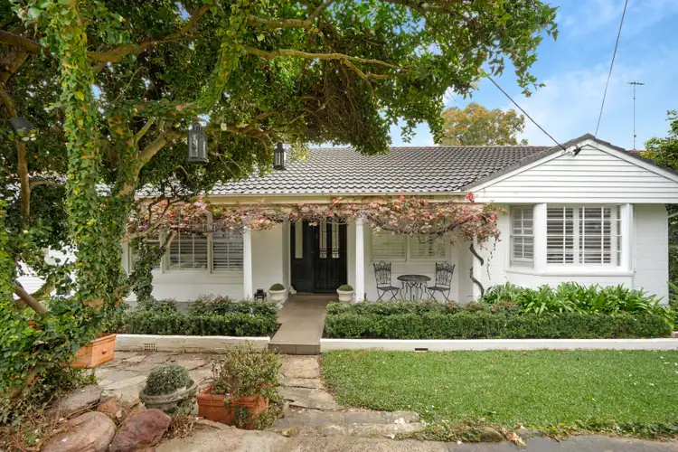 4 Rondelay Drive, Castle Hill NSW 2154