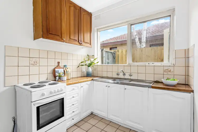 Fourth view of Homely apartment listing, 4/4 Watson Grove, Glen Huntly VIC 3163