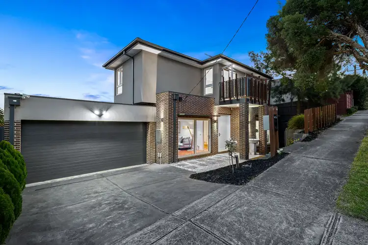 14 Meadowbank Avenue, Doncaster VIC 3108