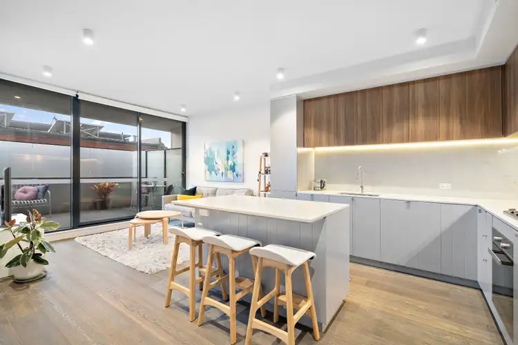 102/281 Tooronga Road, Glen Iris VIC 3146