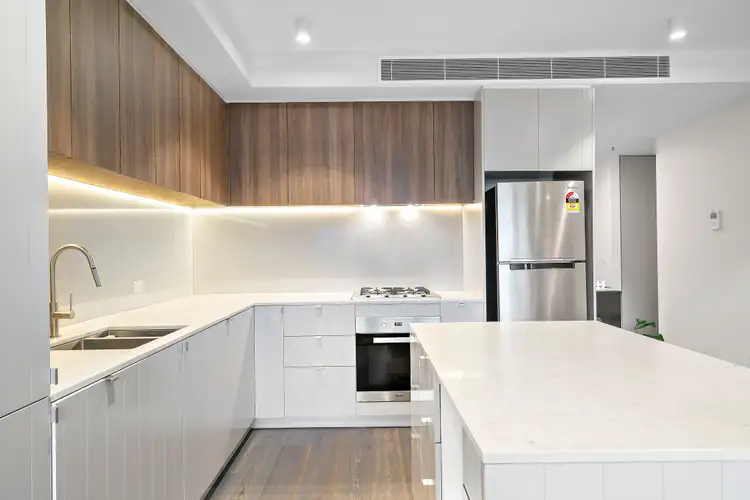Fifth view of Homely apartment listing, 102/281 Tooronga Road, Glen Iris VIC 3146