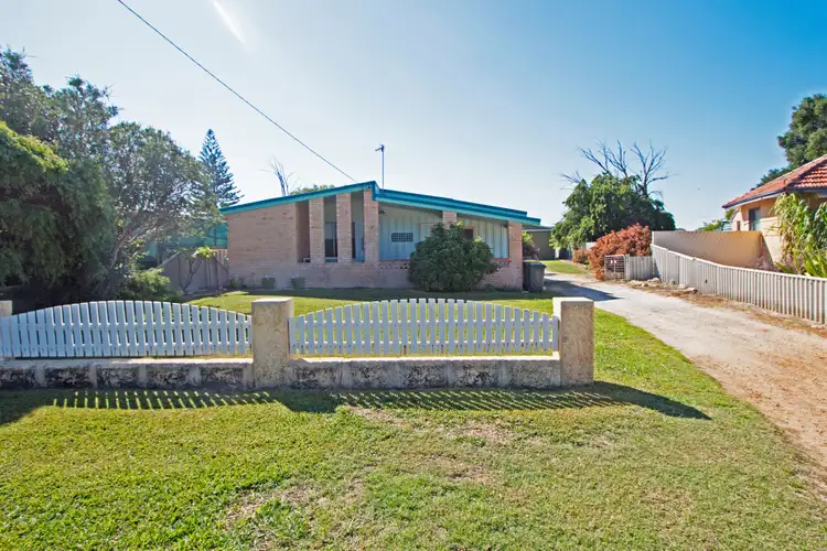 19 Cameron Street, Jurien Bay WA 6516