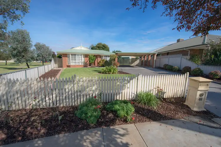 46 Parkview Drive, Swan Hill VIC 3585