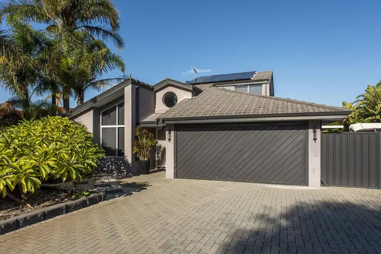 44 Jamaican Road, Waikiki WA 6169