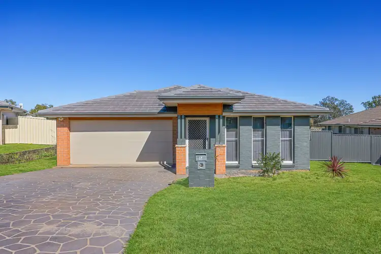Main view of Homely house listing, 5 Regal Park Drive, Tamworth NSW 2340