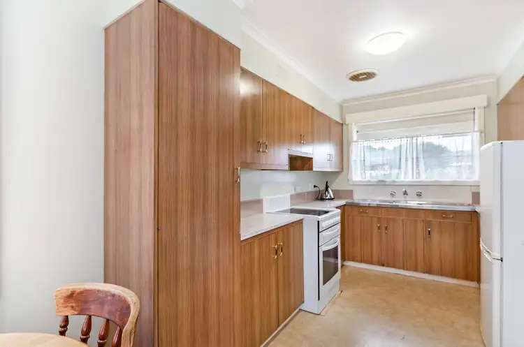 Fifth view of Homely house listing, 5 Floral Place, Warrnambool VIC 3280
