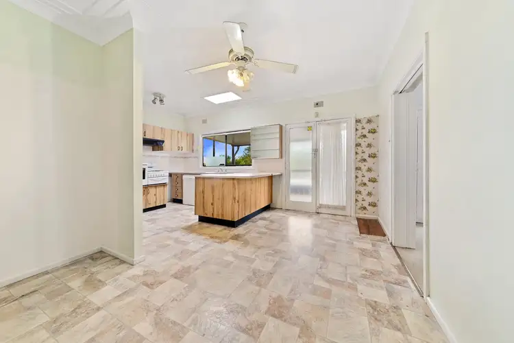 Second view of Homely house listing, 21 Diamond Head Drive, Budgewoi NSW 2262
