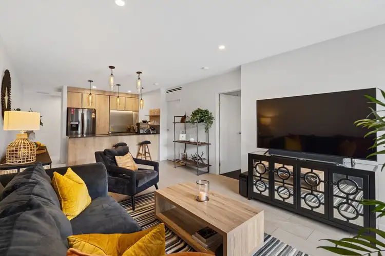 4/15 Roseglen Street, Greenslopes QLD 4120