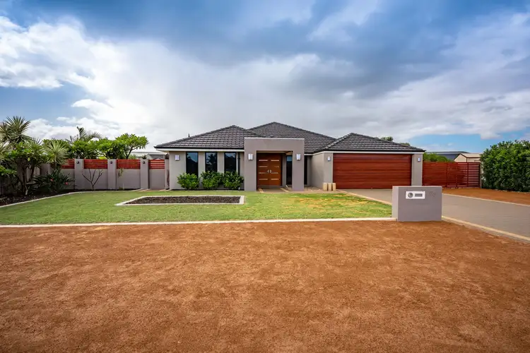 63 Honeysuckle Boulevard, Woorree WA 6530