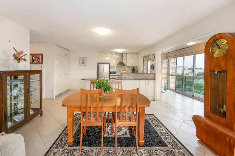 4/1 ROSSITER Parade, Hamilton QLD 4007