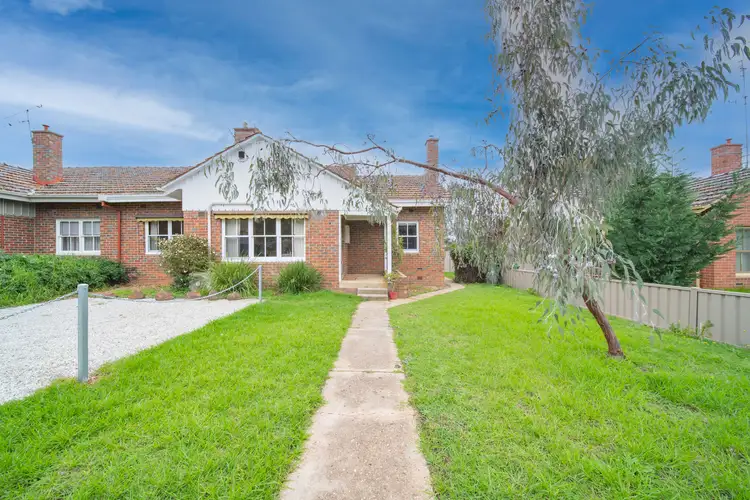 13 Churchill Avenue