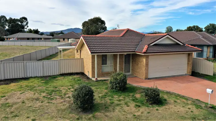 11B Green Cresent