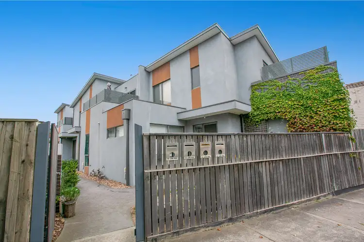 Main view of Homely townhouse listing, 2/444 Plenty Road, Preston VIC 3072