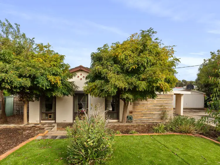 2 Panorama Avenue, Hackham SA 5163