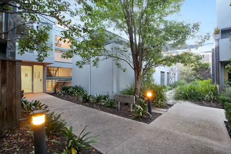 34/114 Mason Street, Newport VIC 3015