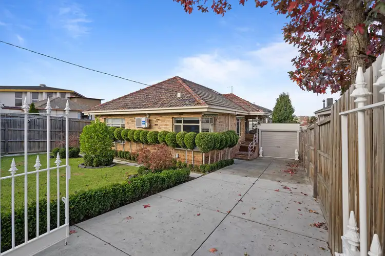 132 Doncaster Road, Balwyn North VIC 3104