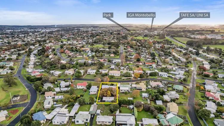 Main view of Homely house listing, 8 Holloway Crescent, Mount Gambier SA 5290