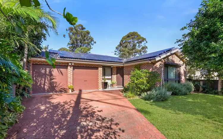 52 Railway Parade, Glenfield NSW 2167