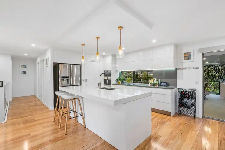 Fifth view of Homely house listing, 2 Marlborough Court, Ashmore QLD 4214