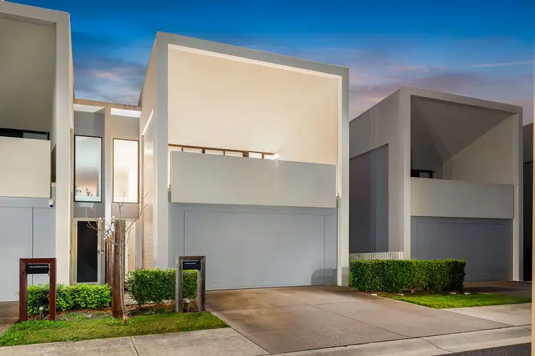 8 Bradford Ridge, Bundoora VIC 3083