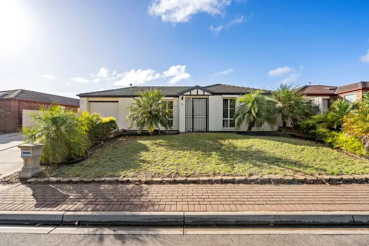 35 Chamberlain Drive, Christie Downs SA 5164