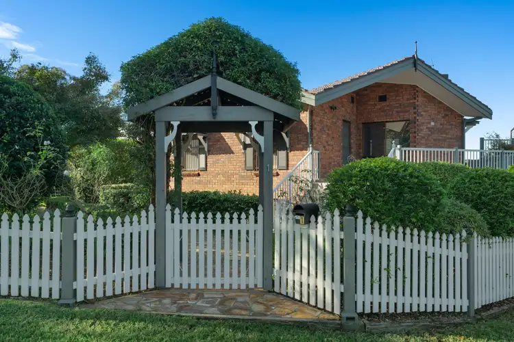 1 Byrne Street, Lapstone NSW 2773
