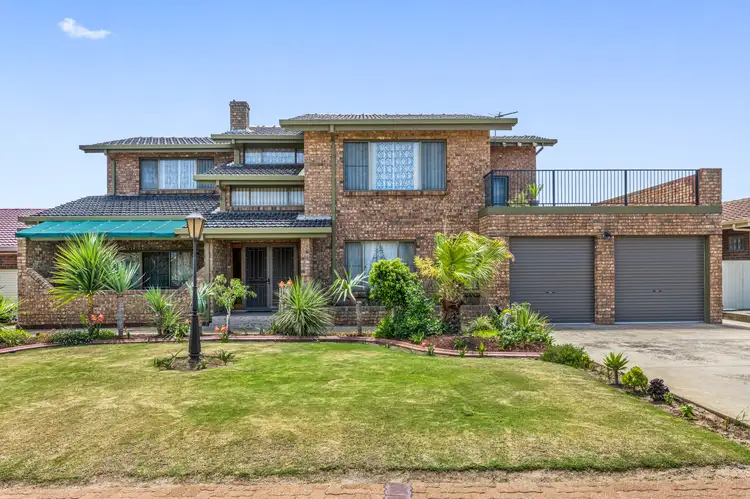 13 Sir Ross Smith Avenue, North Haven SA 5018