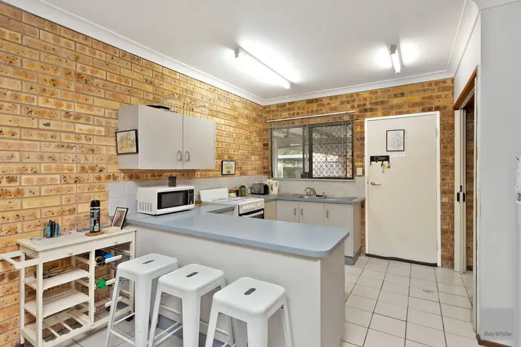 Fifth view of Homely unit listing, 1/6 Taranganba Road, Taranganba QLD 4703