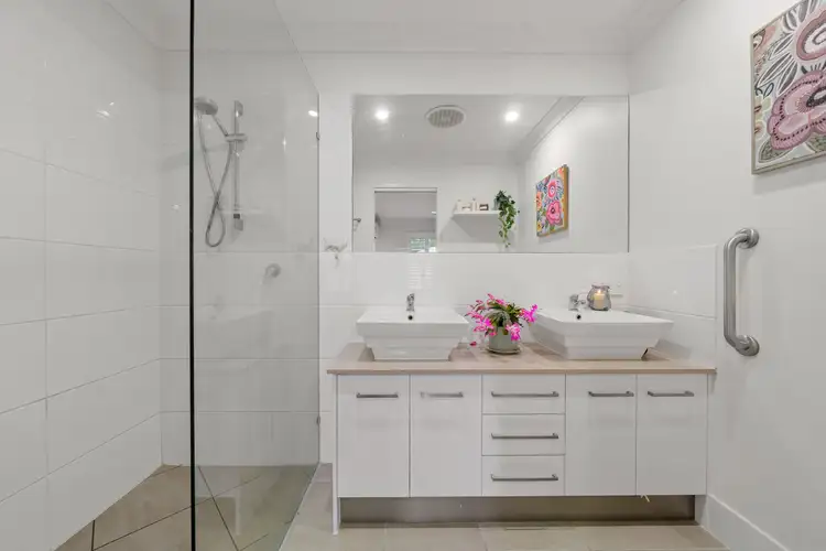 Sixth view of Homely house listing, 2/17 Blackbird Street, Beenleigh QLD 4207