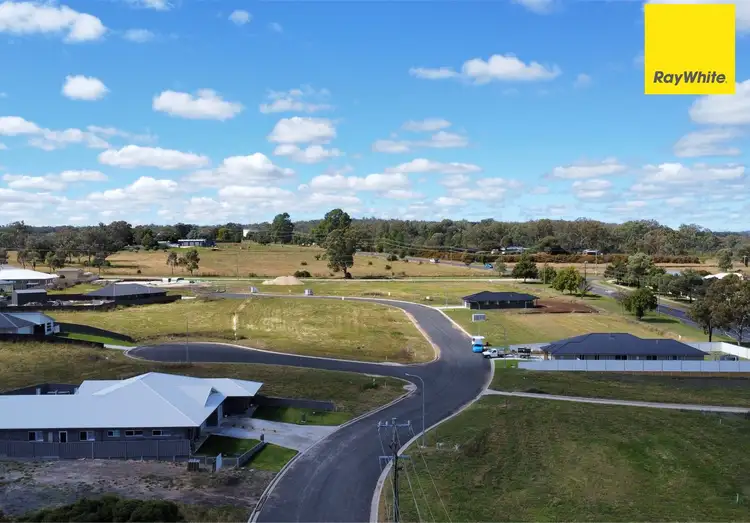 63 Mather Street, Parkland Estate, Inverell NSW 2360