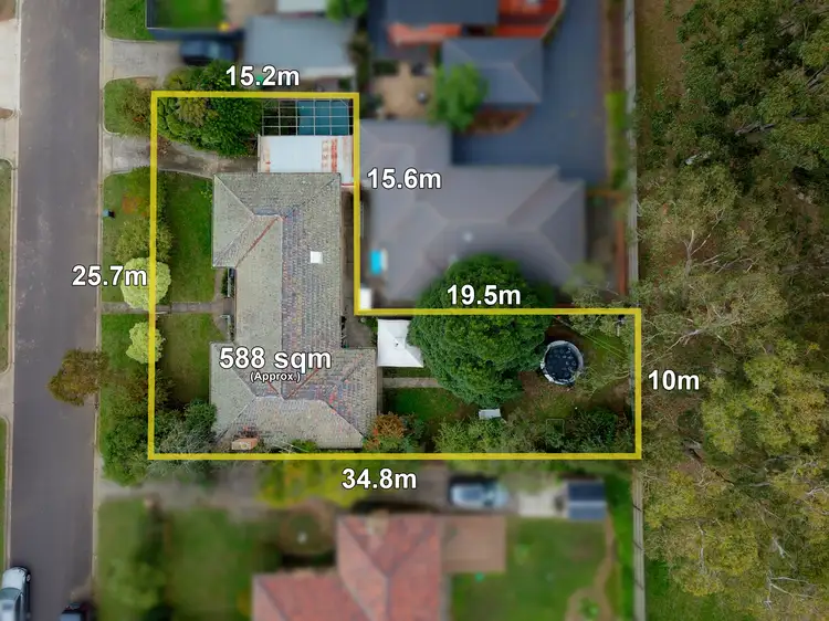Second view of Homely house listing, 5 French Court, Watsonia VIC 3087