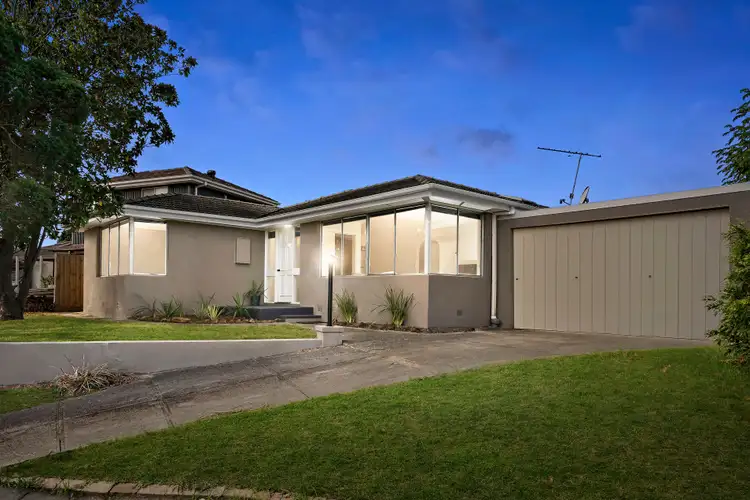 4 Genoa Court, Frankston VIC 3199